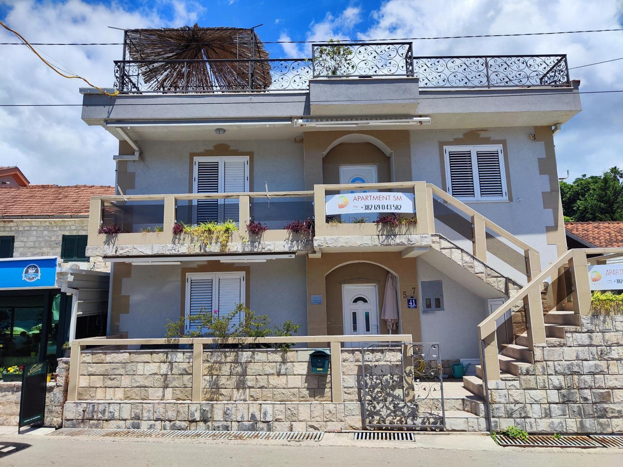 הרצג-נובי Apartment Sm מראה חיצוני תמונה